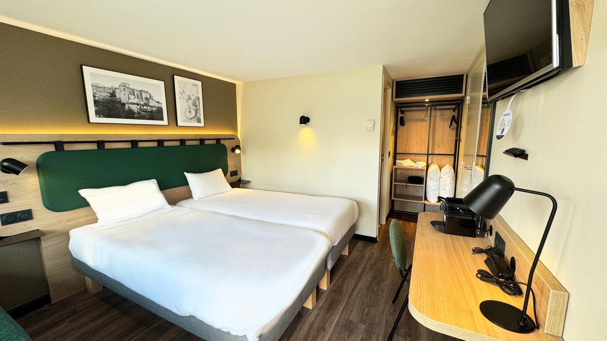 Hotel Campanile Bollene A7 Exterior foto